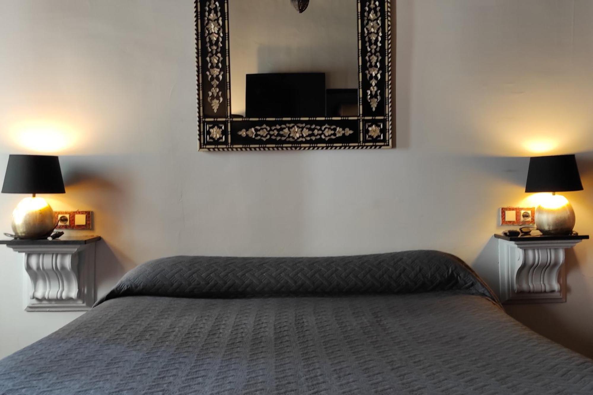 Hotel La Boheme Caces Eksteriør bilde