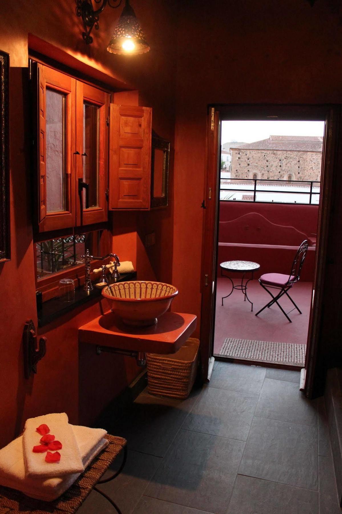 Hotel La Boheme Caces Eksteriør bilde